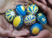 Писанки на Великдень – як зробити патріотичні великодні яйця